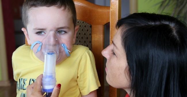 Sử dụng máy xông mũi họng đúng cách